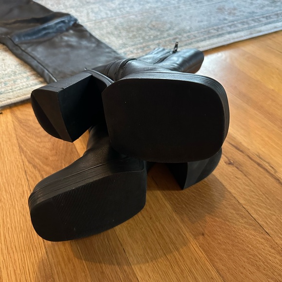 Steve Madden Fantsie Chunky Heel Boots - Picture 6 of 6